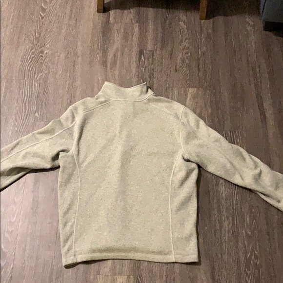 North Face Fleece Pullover Jacket - Picture 2 of 4